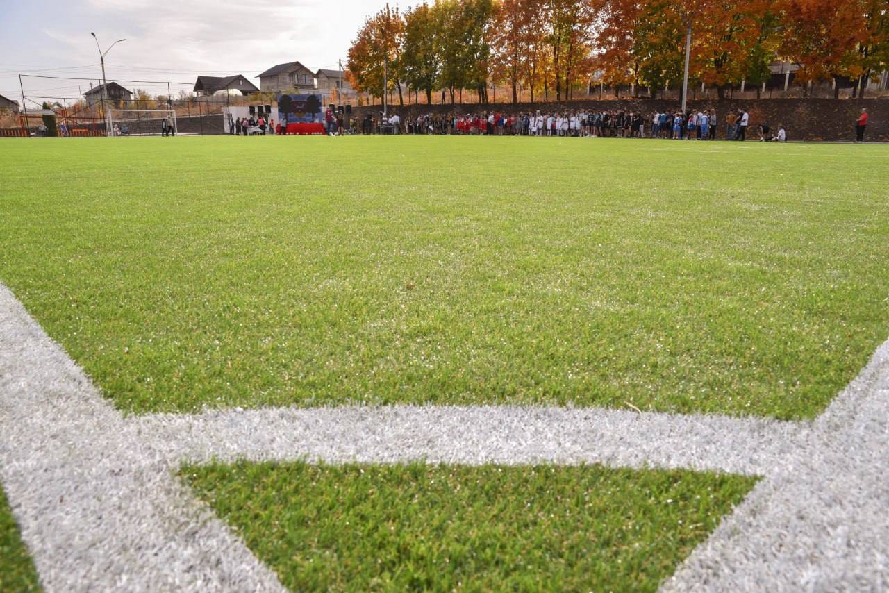 FOTO // Un nou complex sportiv inaugurat la Orhei în sectorul Lupoaica: Investițiile în sănătatea și educația tinerilor vor continua