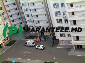 FOTO // Un bărbat a căzut de la etajul 15 al unui bloc de locuit din Capitală