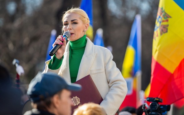 Opoziția „cea necontrolată de Maia Sandu”, rugată să condamne excluderea Arinei Corșicova din cursa electorală de la Bălți