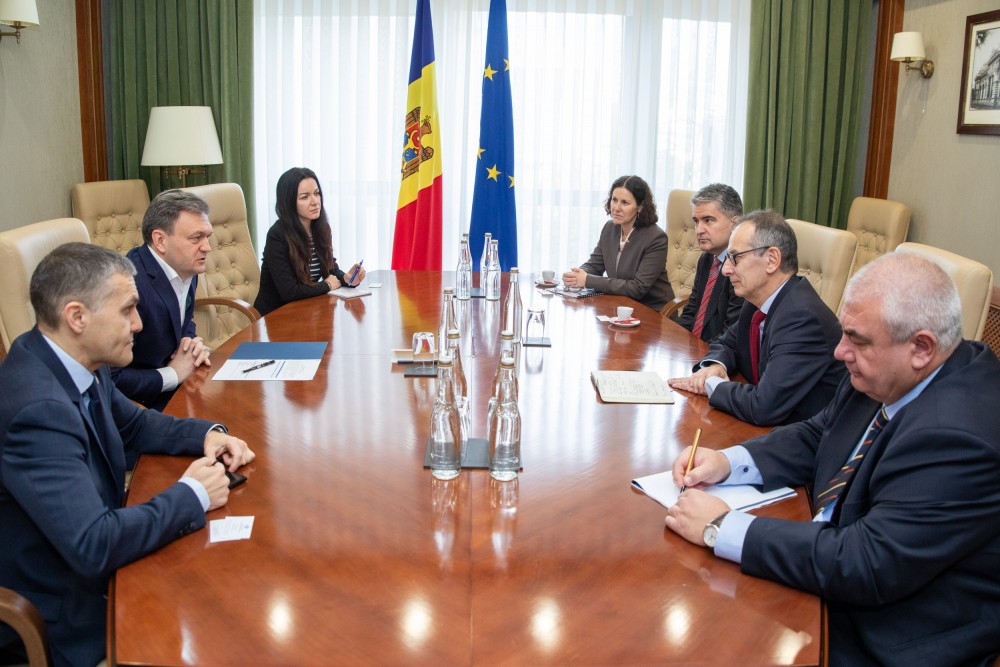 Dorin Recean a discutat cu oficialii BERD prioritățile de cooperare