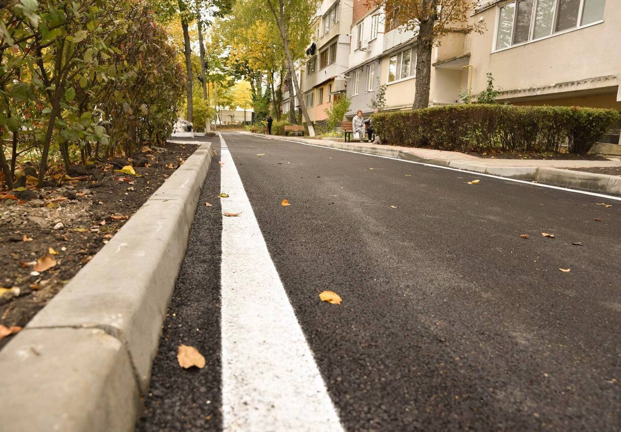 O nouă curte din Orhei, reparată capital. Șor: „Nu mă opresc până nu fac tot ce am promis”