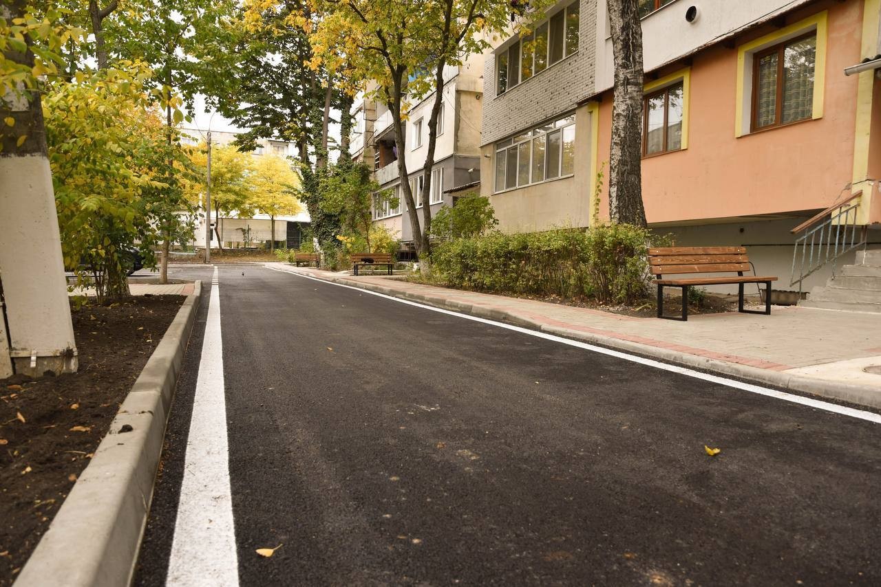 O nouă curte din Orhei, reparată capital. Șor: „Nu mă opresc până nu fac tot ce am promis”