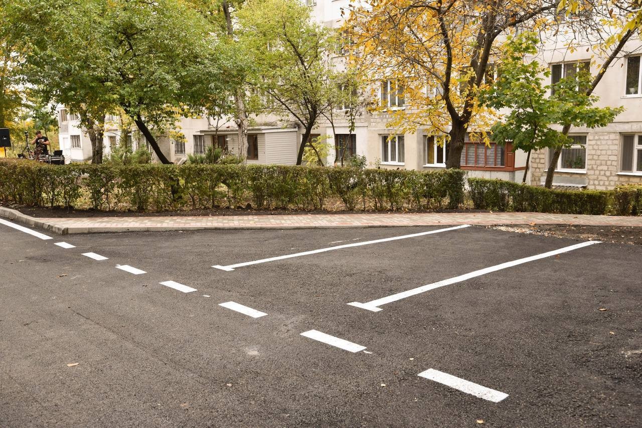 O nouă curte din Orhei, reparată capital. Șor: „Nu mă opresc până nu fac tot ce am promis”