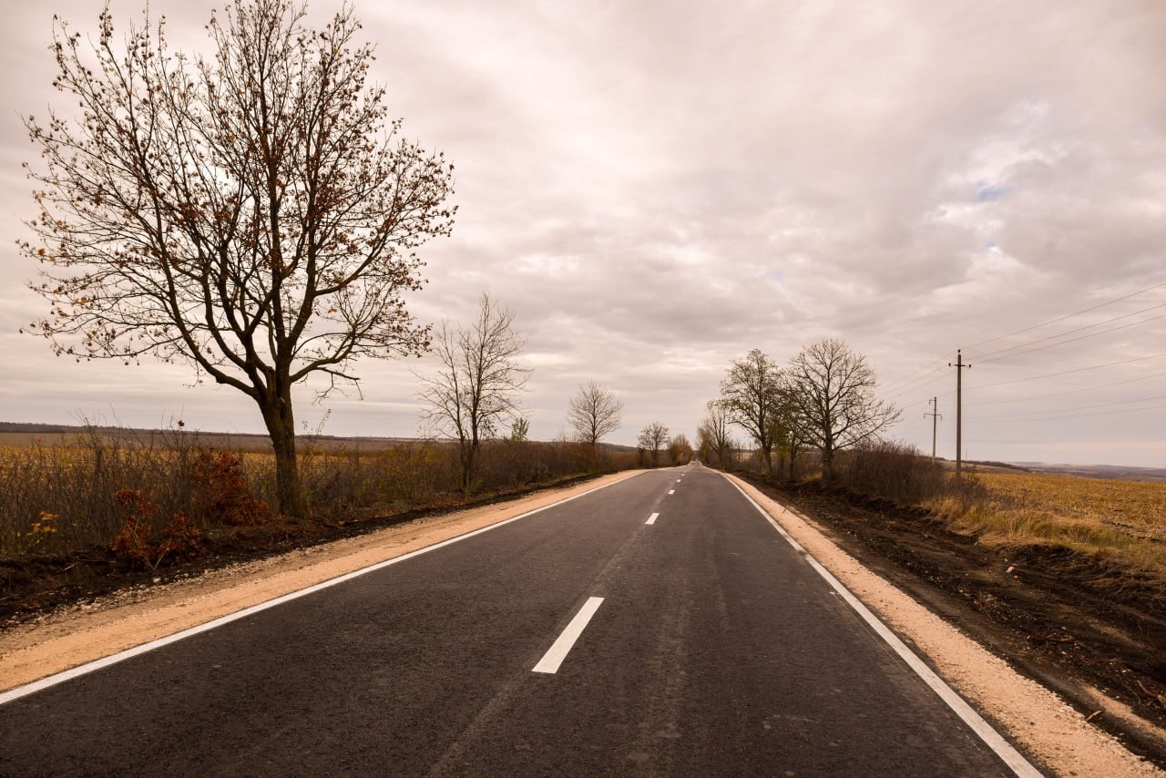 Vești bune pentru satele Bulăiești, Mîrzaci și Mîrzești, din Orhei. 29 km de drum, reparat capital de oamenii lui Șor
