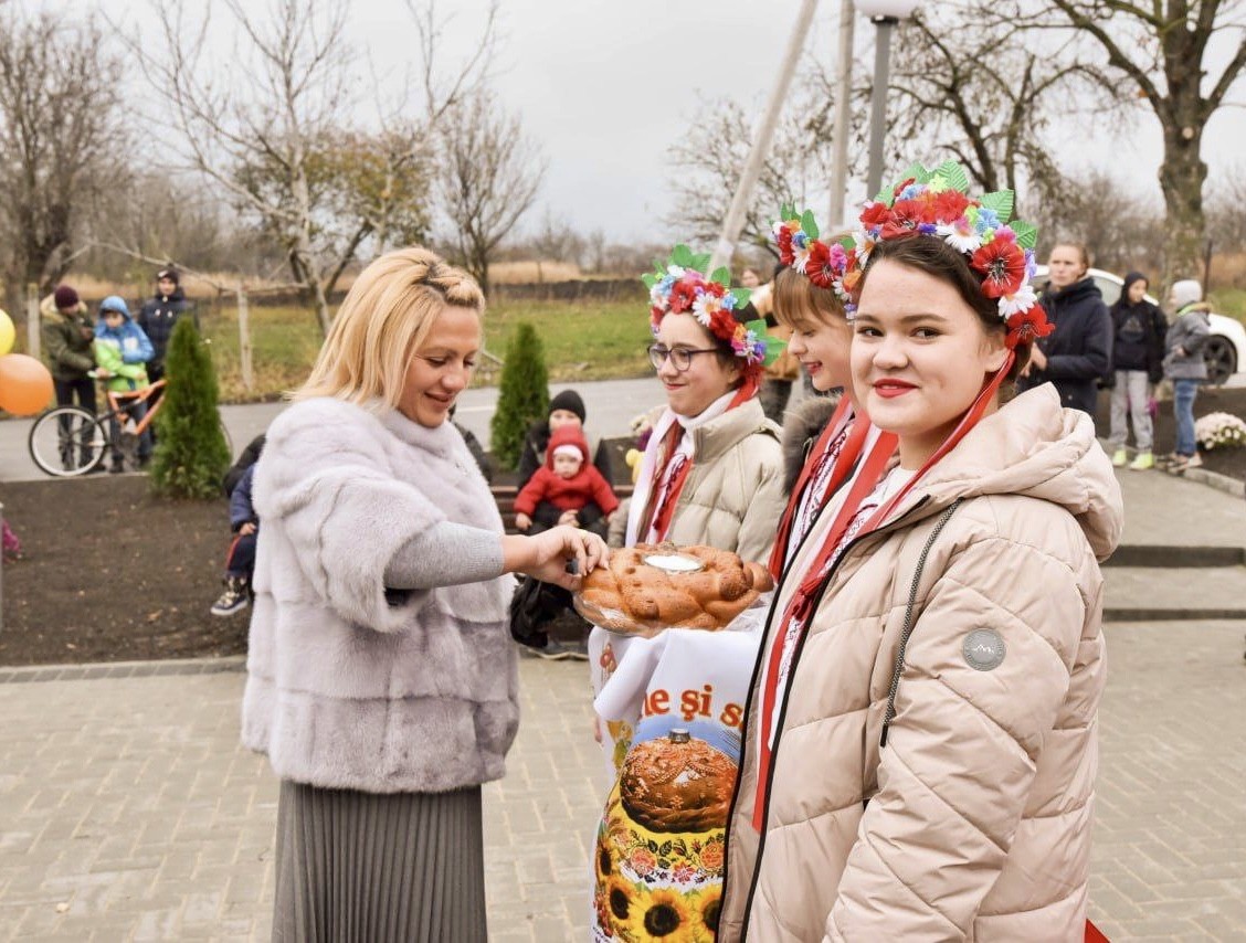 Estradă de vară inaugurată în Nicolaevca de la Florești. Localitatea trece printr-un proces de modernizare și amenajare