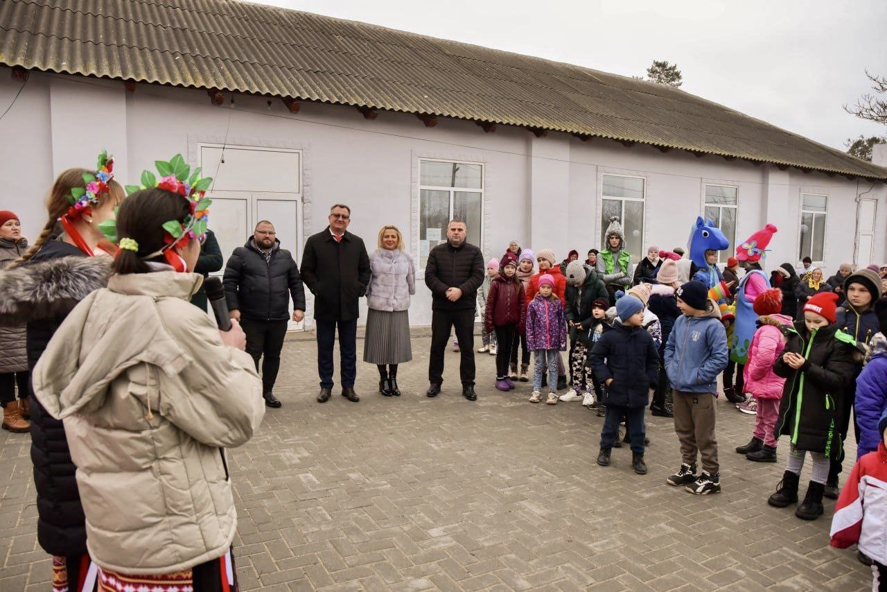 Estradă de vară inaugurată în Nicolaevca de la Florești. Localitatea trece printr-un proces de modernizare și amenajare
