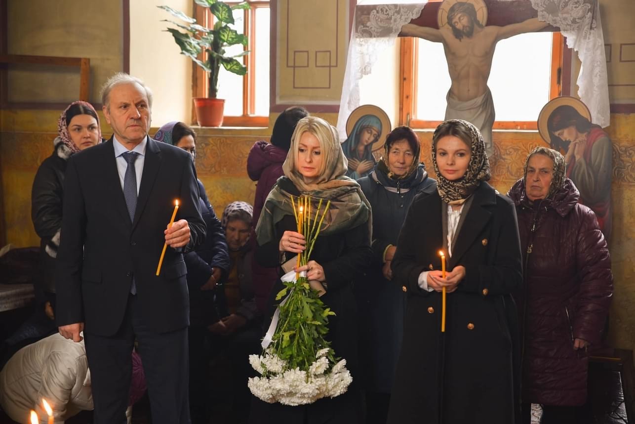 FOTO // Hramul, sărbătorit cu fast în sectorul Slobozia Doamnei din Orhei. Șor le-a promis că orașul lor va deveni „cel mai frumos din lume”