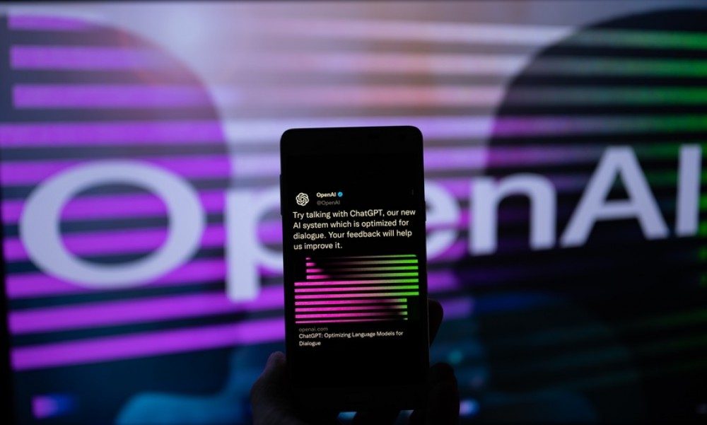 Vești bune pentru utilizatorii versiunii gratuite a ChatGPT: A devenit disponibilă funcţia de comenzi vocale