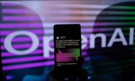 Vești bune pentru utilizatorii versiunii gratuite a ChatGPT: A devenit disponibilă funcţia de comenzi vocale