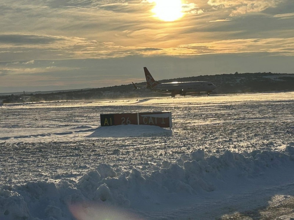 Vremea a dat peste cap orarul zborurilor pe Aeroportul Chișinău: Întârzieri și zboruri anulate