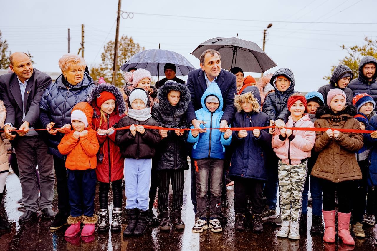 Drum central nou, în satul Alava din Ștefan- Vodă. Proiect de infrastructură realizat cu suportul echipei lui Șor