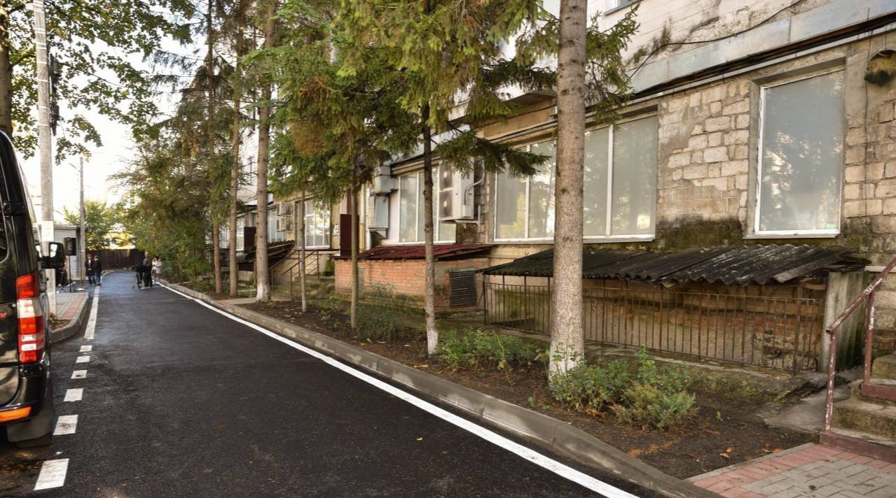 FOTO // Încă o zonă din municipiul Orhei a fost reabilitată cu succes de Primărie: O simplă renovare poate schimba atât de mult atmosfera