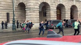 Atac armat la o universitate din Praga. Cel puțin 10 oameni au murit şi peste 25 răniţi