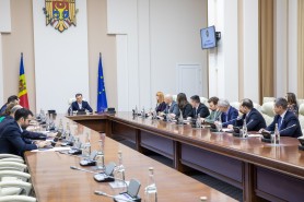Moratoriul privind încadrarea personalului în sectorul bugetar, extins de Guvern până la 31 decembrie 2024