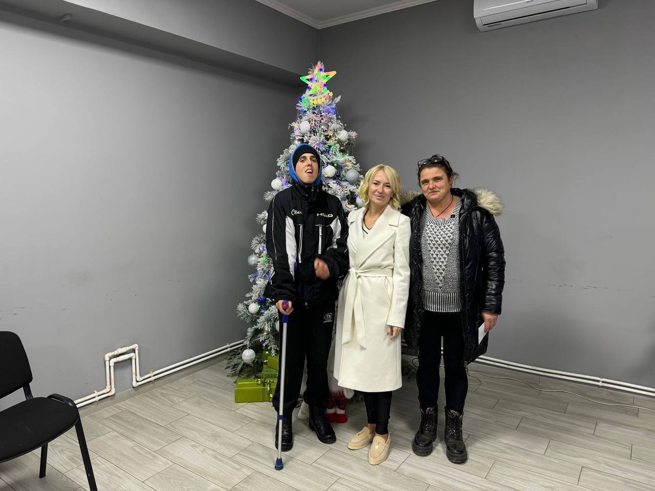 FOTO // Mai mulți bălțeni au primit ajutor în ajunul sărbătorilor de iarnă. Persoanele aflate în dificultate au avut un Revelion mai fericit