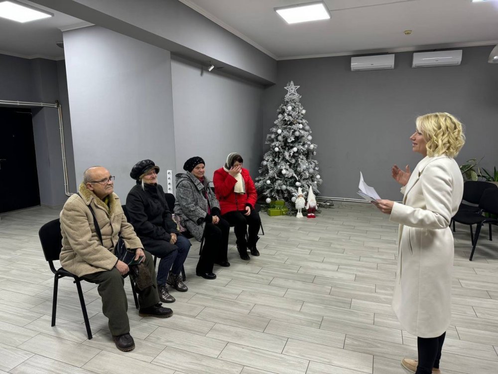 FOTO // Mai mulți bălțeni au primit ajutor în ajunul sărbătorilor de iarnă. Persoanele aflate în dificultate au avut un Revelion mai fericit