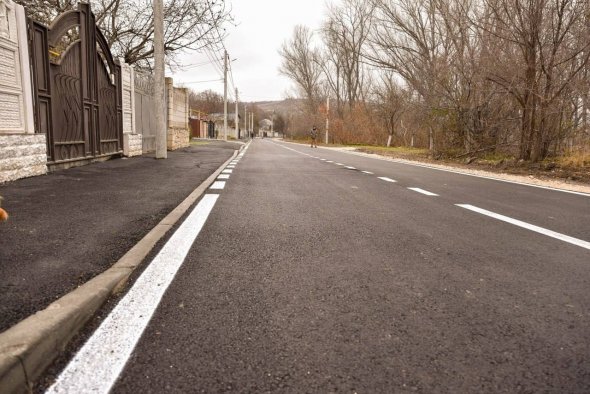 FOTO // Vești bune pentru 64 de familii din Orhei. Strada Salciilor a fost reparată capital