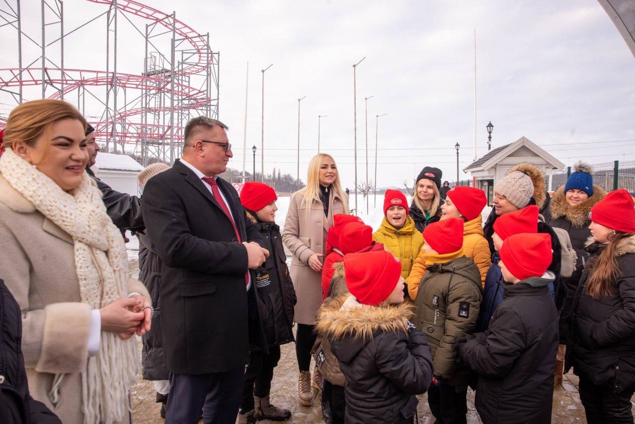 FOTO // 10 000 de locuitori din toată Moldova au vizitat OrheiLand în cadrul proiectului lui Ilan Șor de organizare a excursiilor gratuite