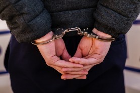 Bărbat reţinut în România, după ce ar fi ucis intenţionat câinele unui vecin