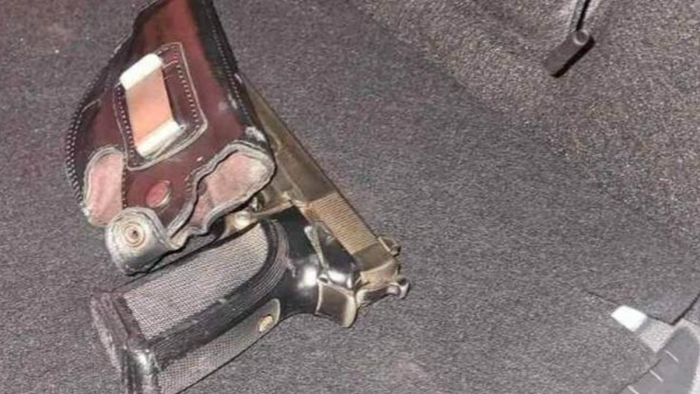 Scandal și amenințări cu pistolu între două șoferițe în traficul din Chișinău. Ce spune poliția