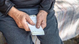 Îndemnizați pentru veterani: Guvernul anunță mecanismul prin care li se vor atribui 150 sau 300 de lei