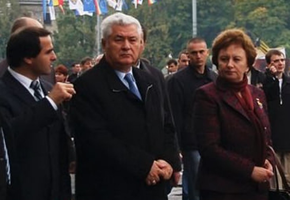 Dezvăluiri INCENDIARE // Cum Voronin l-ar fi bătut pe Tarlev: „L-au dat cu pudră și i-au oferit Ordinul Republicii”