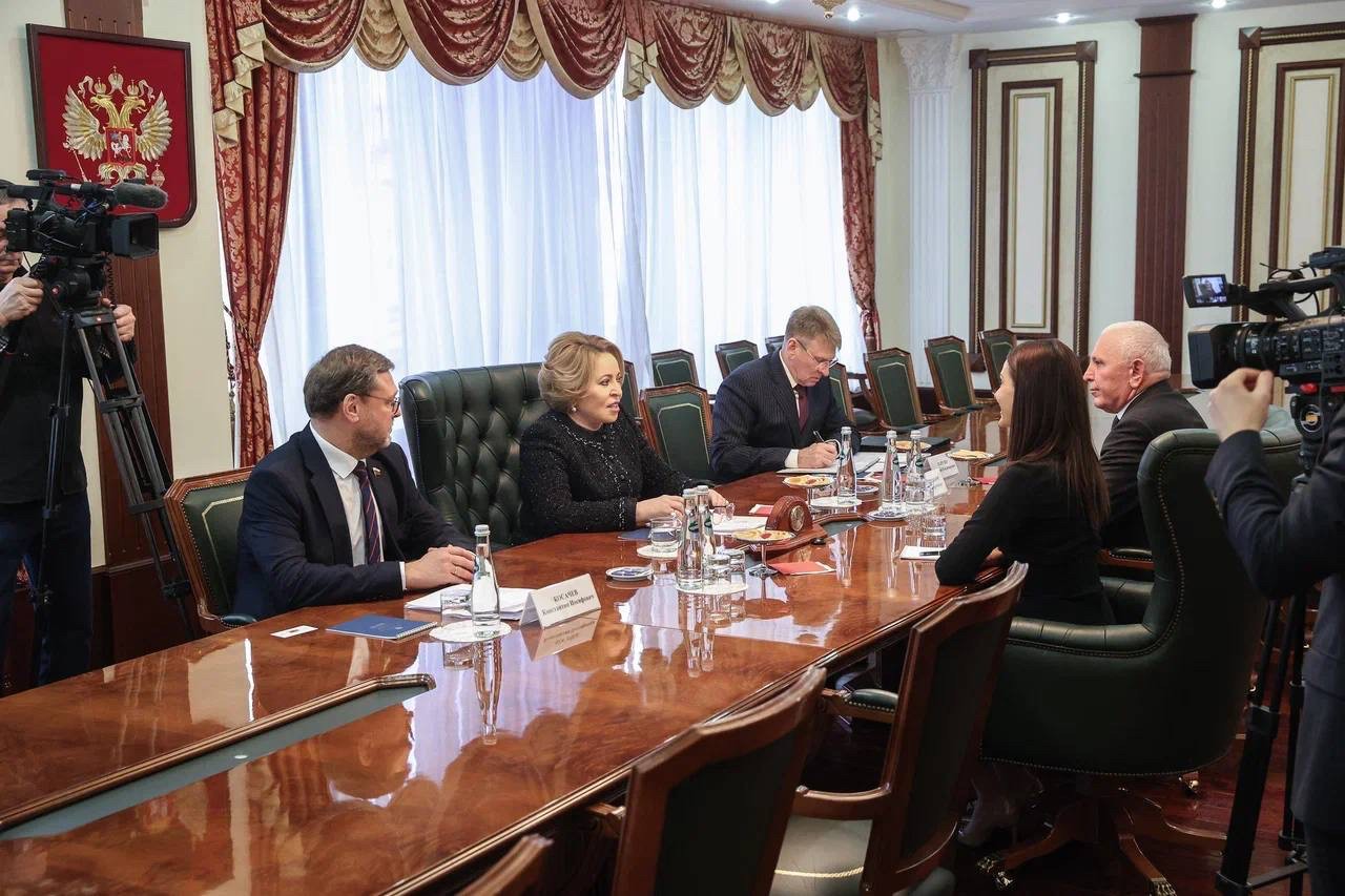 FOTO // Evghenia Guțul, la întâlnirea cu Valentina Matvienco: Ruptura cu Rusia afectează economia, în special a Găgăuziei