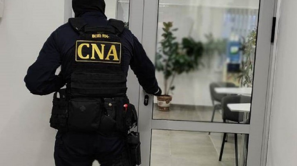 Angajat al Agenției de Mediu, „vizitat” de CNA cu percheziții. Ce spune conducerea Ministerul Mediului