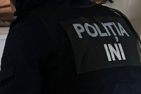 Mii de pachete cu țigări fără acte de proveniență ridicate de polițiștii de investigație