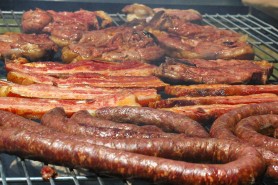 ATENȚIE! Acest tip de carne crește riscul de cancer oral