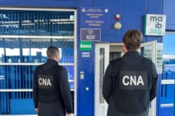 Percheziții de amploare într-un dosar de corupție în domeniul alimentării cu apă: Trei persoane au fost reținute