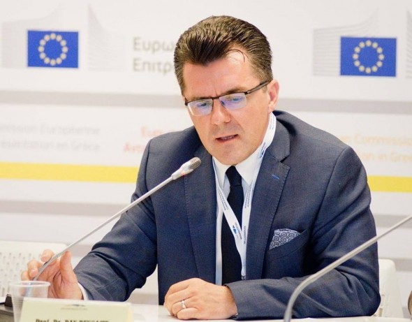 Mesaje tranșante din România. Dan Dungaciu: „Identificați un lider care să preia polul social-democrat, altfel proiectul pro-european al R. Moldova va ajunge în zona gri”