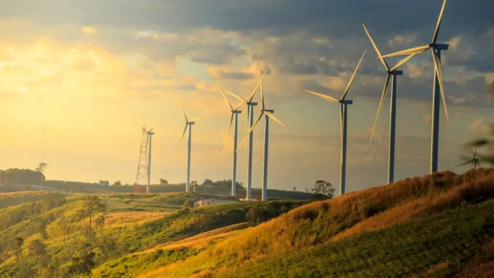 Vântul și soarele au asigurat 8% din necesarul de curent electric consumat în 2024 în R. Moldova