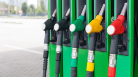 Lovitură grea pentru șoferi. Carburanții se scumpesc