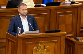 Mijloacele de transport din stânga Nistrului vor putea fi înmatriculate cu numere neutre până la sfârșitul anului 2026