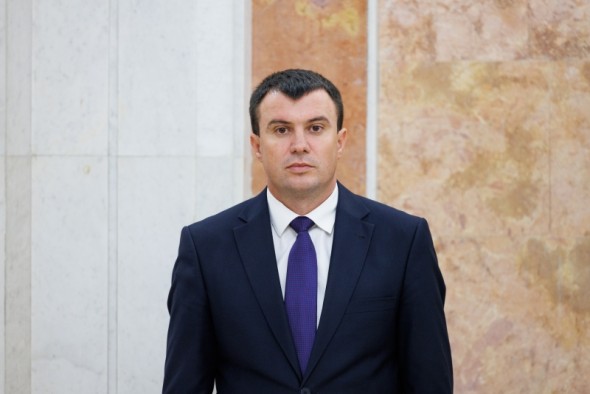 Fotoliul de vis! Ce salariu va ridica Petru Rotaru la BNM