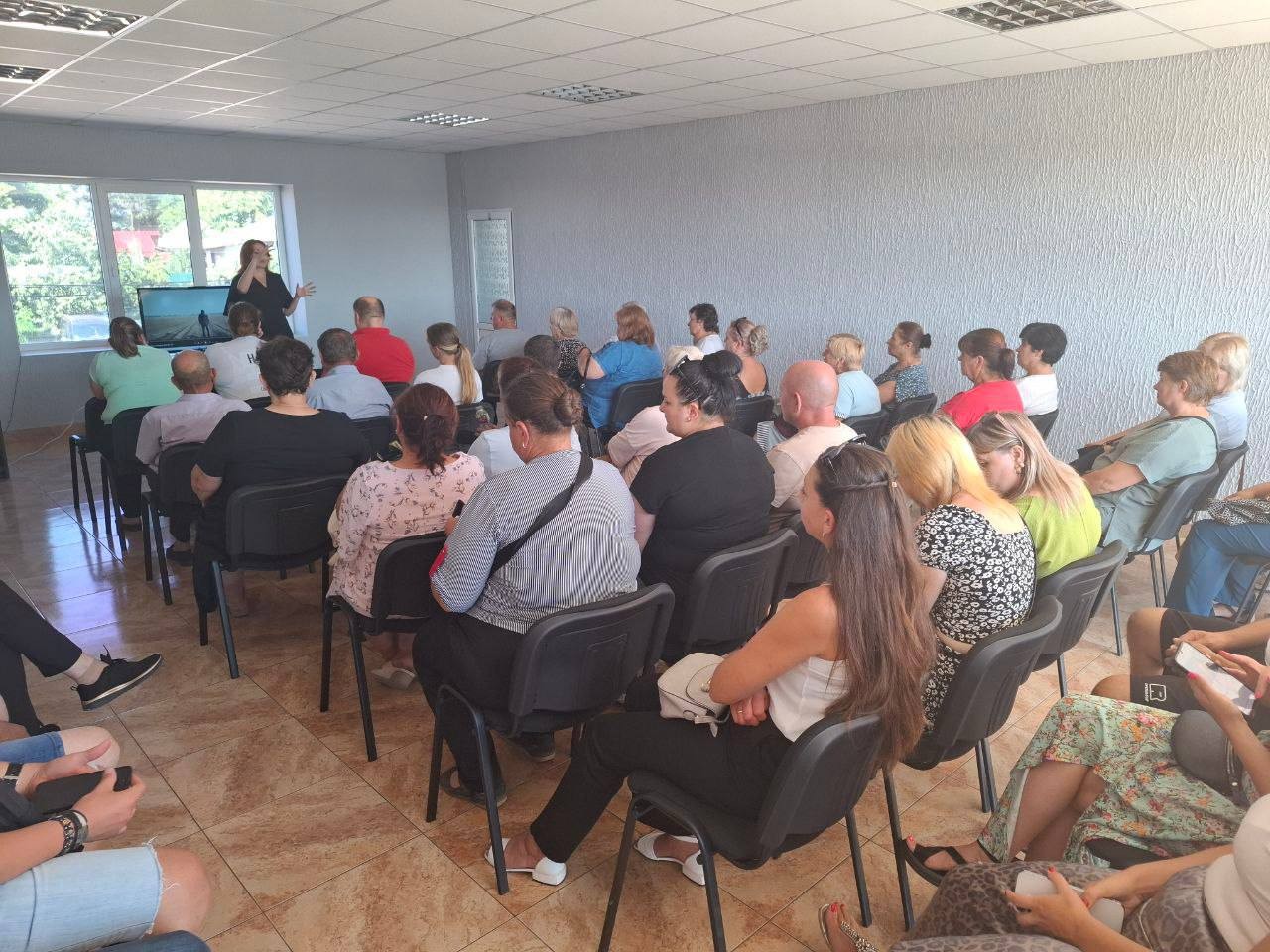 FOTO // Reîntoarcerea moldovenilor acasă, subiect discutat de Blocul “Victorie” cu membrii din țară