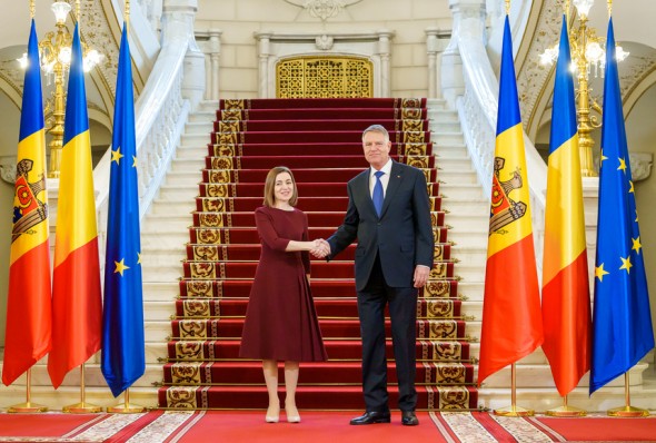 Klaus Iohannis vine sâmbătă în vizită oficială la Chişinău. Programul vizitei