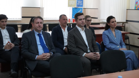 Natalia Morari, Tudor Ulianovschi și Igor Munteanu - candidați la prezidențiale. Ce loc vor avea în buletinul de vot