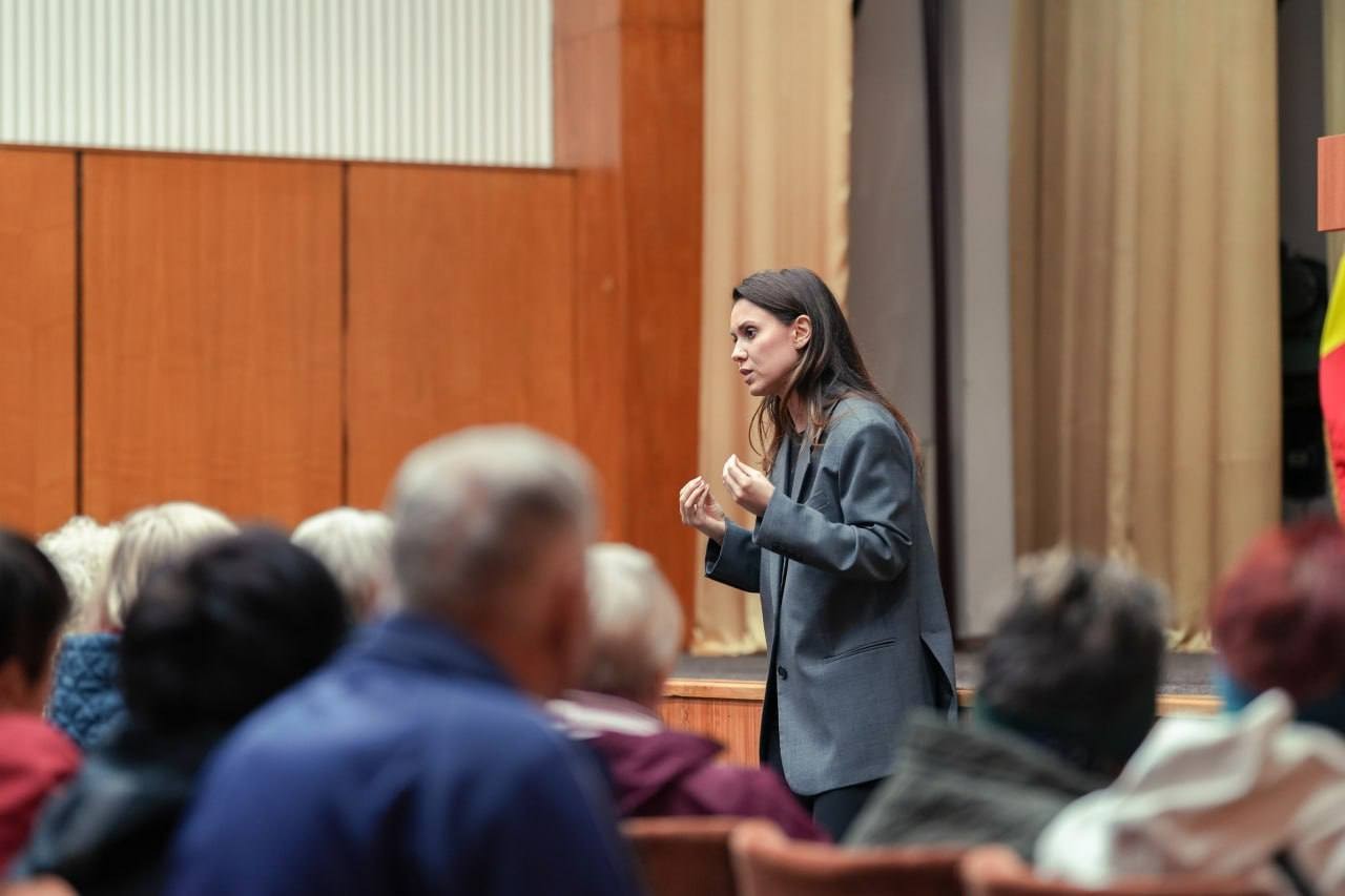 FOTO // Natalia Morari: Grija pentru pensionari este esențială în programul meu „Moldova Nouă”
