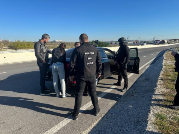Membru al unei organizații de tineret, controlată de un grup criminal, reținut pentru trafic de cocaină și marijuana