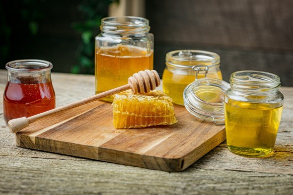 Câtă miere de albine consumă moldovenii?