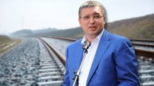 Renato Usatîi: Restanțele salariale ale angajaților CFM pot fi achitate rapid prin echivalarea acestora cu bugetarii