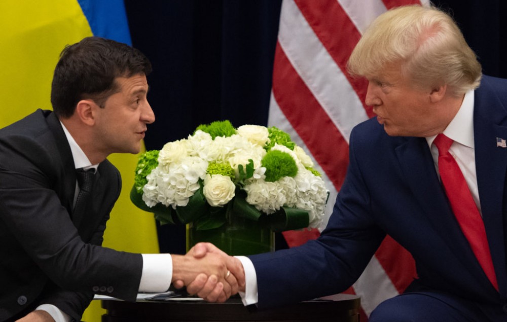 Donald Trump îl atacă pe Volodimir Zelenski: „Un dictator fără alegeri”