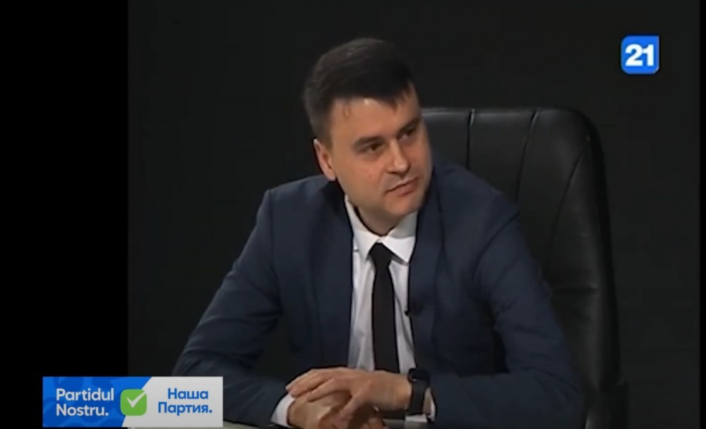 „Promisiunea de a fi președintele tuturor, uitată?!” Alexandr Berlinschii critică declarațiile Maiei Sandu despre distribuirea fondurilor europene