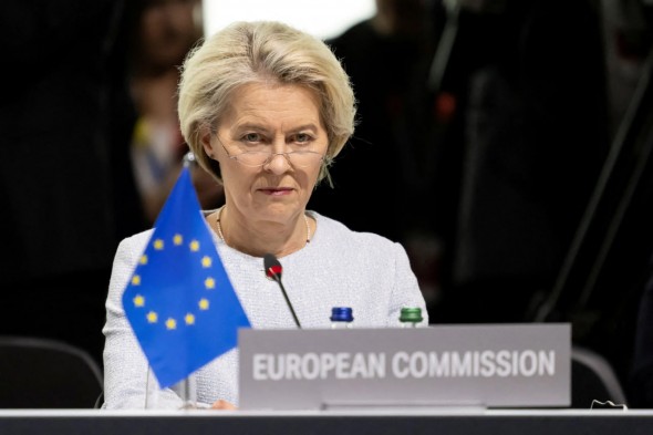 Uniunea Europeană suspendă taxele pentru produsele din SUA