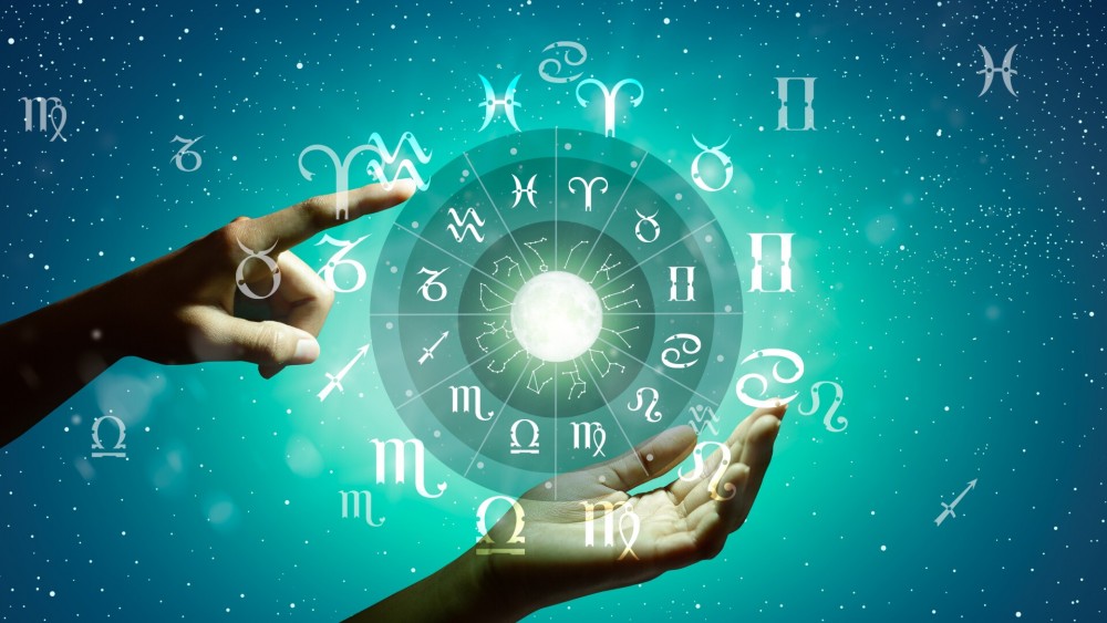 Horoscop: Pluton retrograd în Vărsător, din 4 mai. Provocări, transformări și lecții pentru fiecare zodie