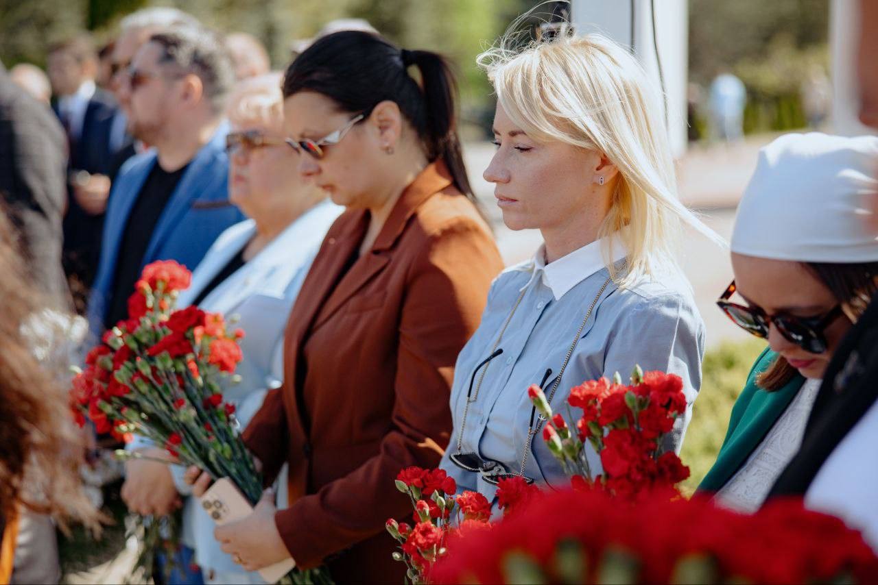 FOTO // Blocul „Victorie” a participat la reînhumarea a 22 de soldați sovietici la Capul de pod Șerpeni