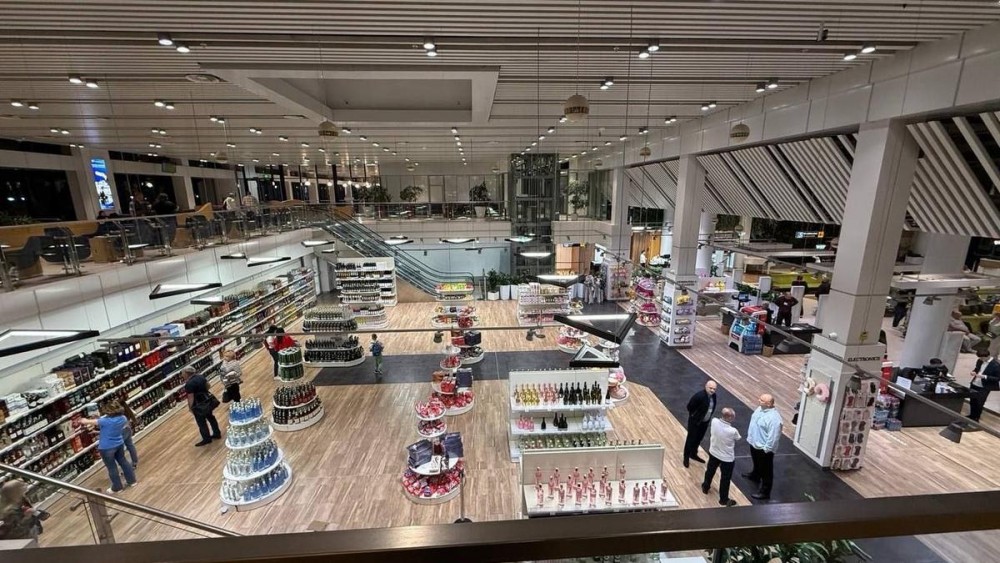 Eugen Luchianiuc critică dur schimbările din retailul aeroportuar: „Cojuhari și Spoială merită premiul pentru distrugere”