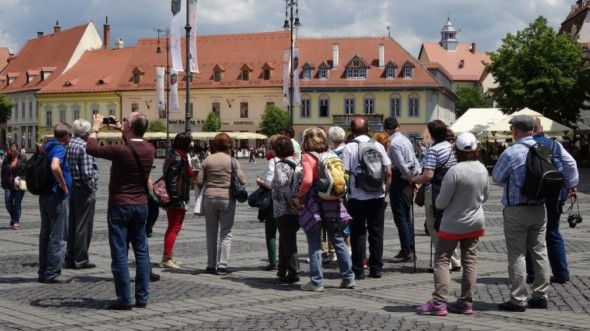 Schimbări majore pentru turiști în 2025: ce impune Europa și cât te pot costa greșelile